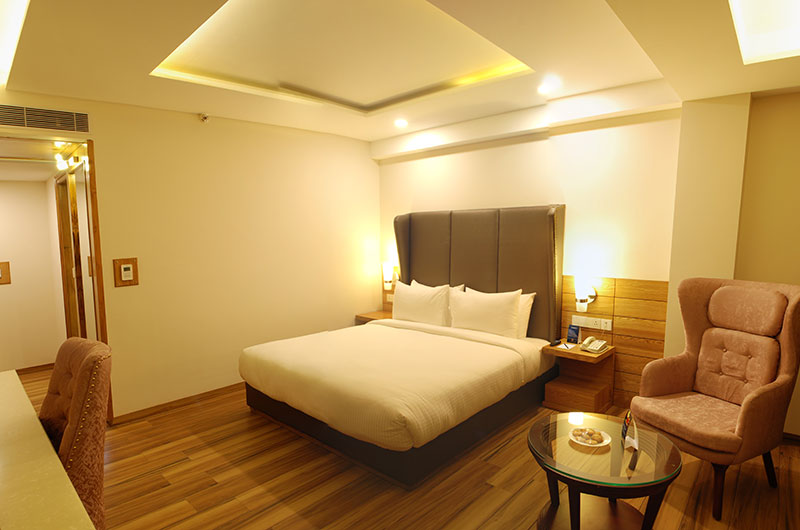 Hotel Sunshine - Photo 5