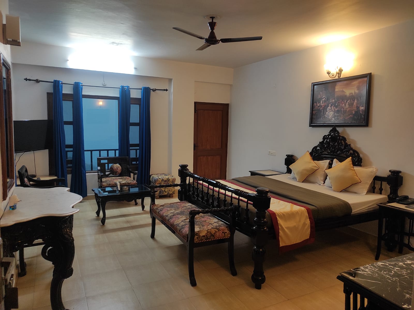 Experience the Best Hill View Stay in Kasauli - Photo 4